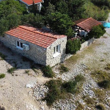 Stunning In Smokvica * Smokvica (Pag)
